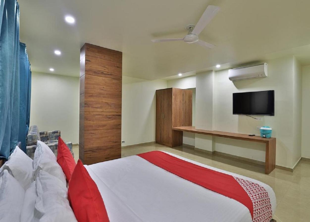 Hotel Kuber Dwārka Εξωτερικό φωτογραφία