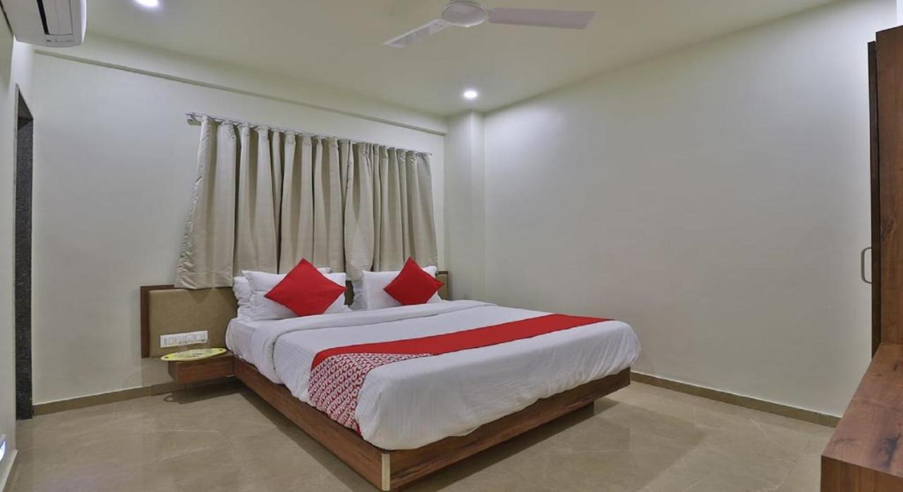 Hotel Kuber Dwārka Εξωτερικό φωτογραφία