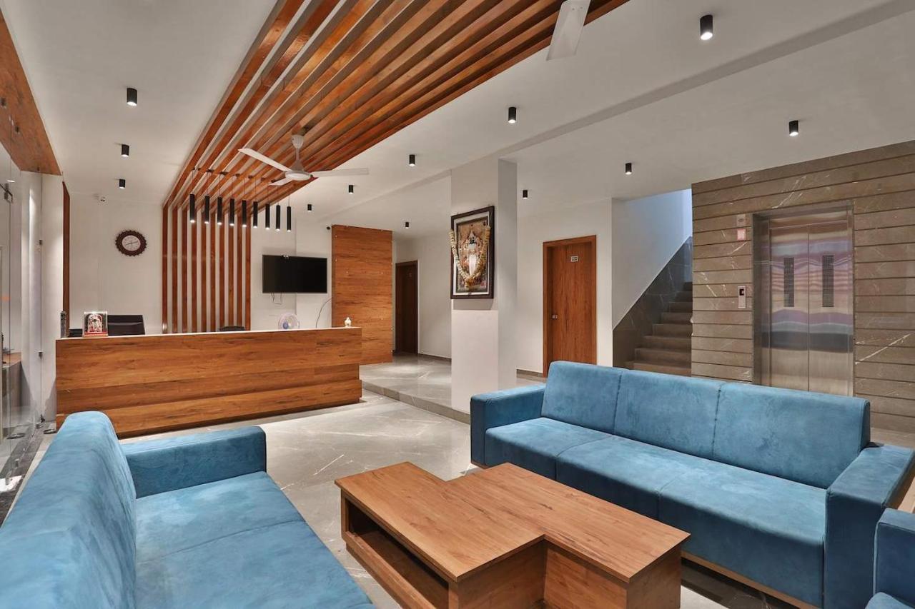Hotel Kuber Dwārka Εξωτερικό φωτογραφία