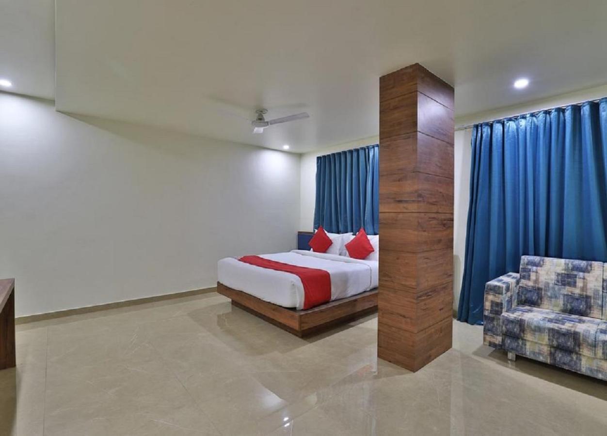 Hotel Kuber Dwārka Εξωτερικό φωτογραφία