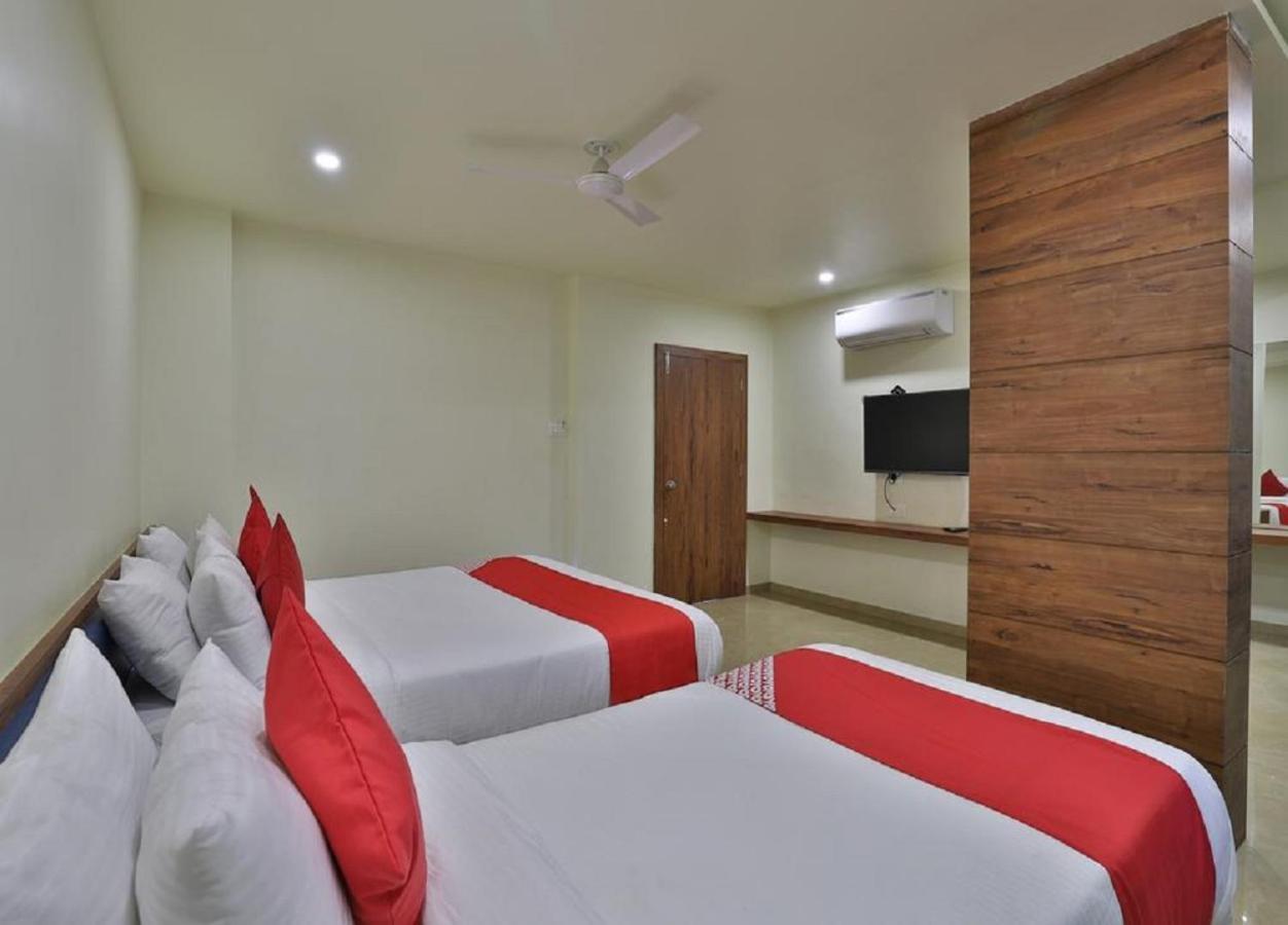 Hotel Kuber Dwārka Εξωτερικό φωτογραφία